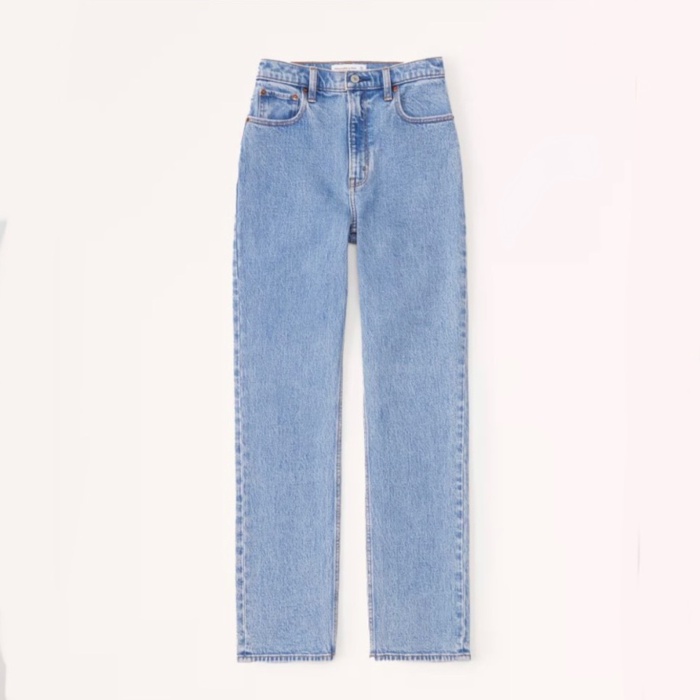 Abercrombie & Fitch Ultra High Rise 90s Straight
Jeans Size: 25 / 0 R NWT